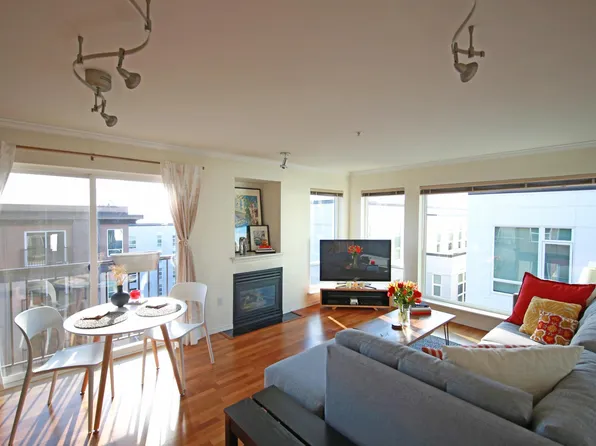 323 Queen Anne Ave. N., Seattle, WA