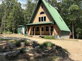 135 Harvest Ln, Green Forest, AR 72638
