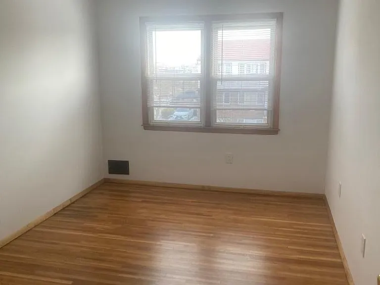 423 Clarkson Ave #2 — Photo 11