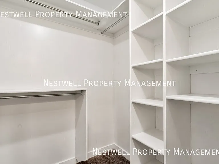 323 N 725 E — Photo 13