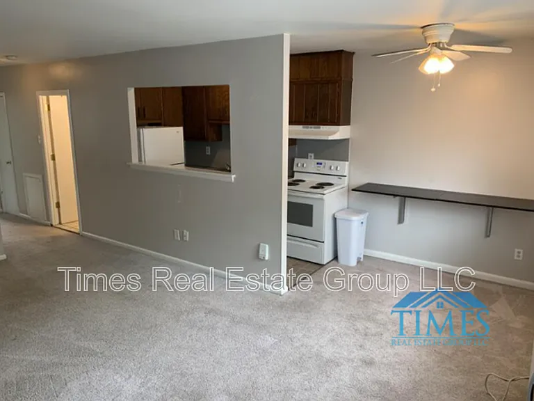 447 Pine St #A2 — Photo 1
