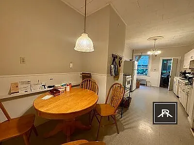 12 Euston St #1 — Photo 5