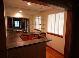 810 Nantucket Dr, Beaumont, TX 77706