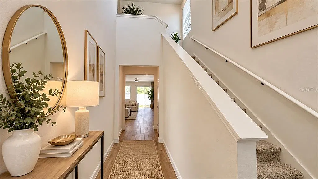 4 bed, 2.5 bath, 2054 sqft, $2,750 — Photo 2