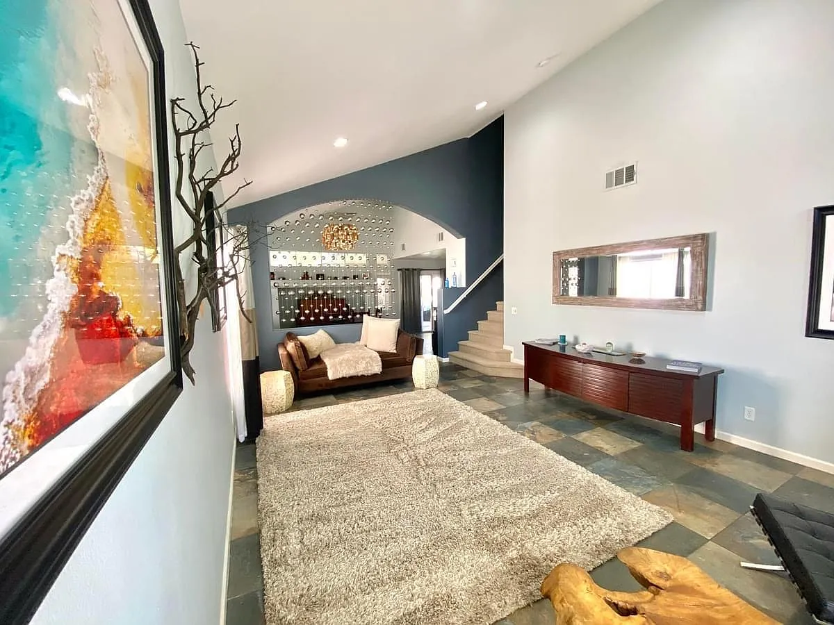 6261 Highland Gardens Dr — Photo 1
