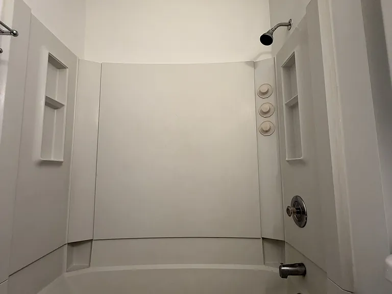 2805 Queen Anne Ct — Photo 24
