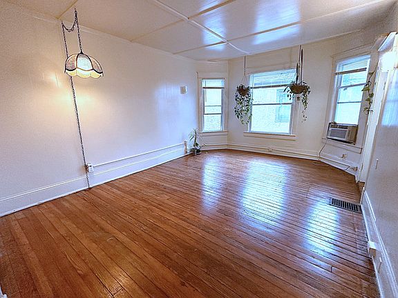 3rd image of 1632 W Clinch Ave APT 3