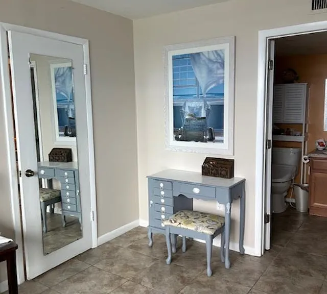7700 Sun Island Dr S #105 — Photo 13