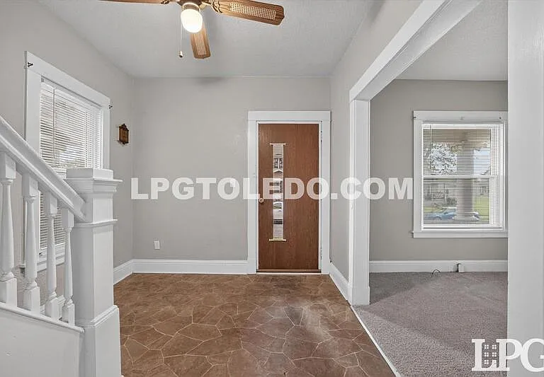 1715 Greenwood Ave — Photo 7