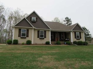 820 Lake Trail Loop, Selmer, TN 38375