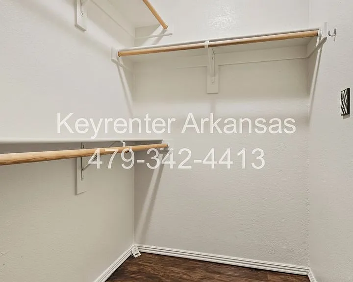 1481 Holland Dr — Photo 20