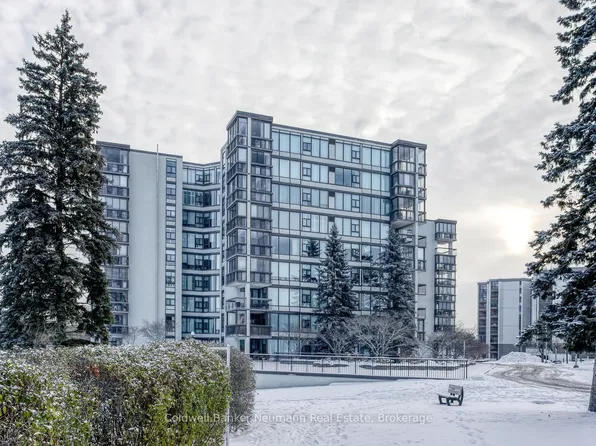 23 Woodlawn Rd E #205, Guelph, ON N1H 7G6