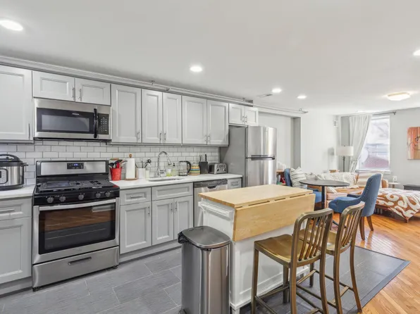 1711 S 6th St, Philadelphia, PA 19148