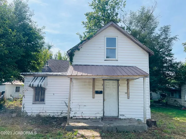 420 E 3rd St, Eldon, MO 65026