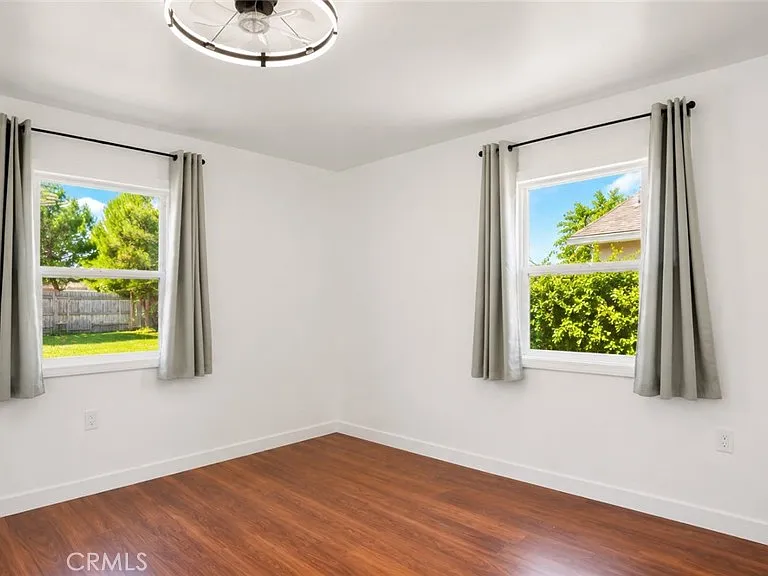 11744 Mulhall St — Photo 31