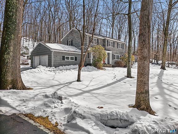 2nd image of 39 McIntosh Road