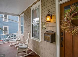 11 Dean St, Annapolis, MD 21401