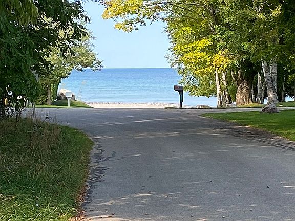 500 Feet to Lake Michigan