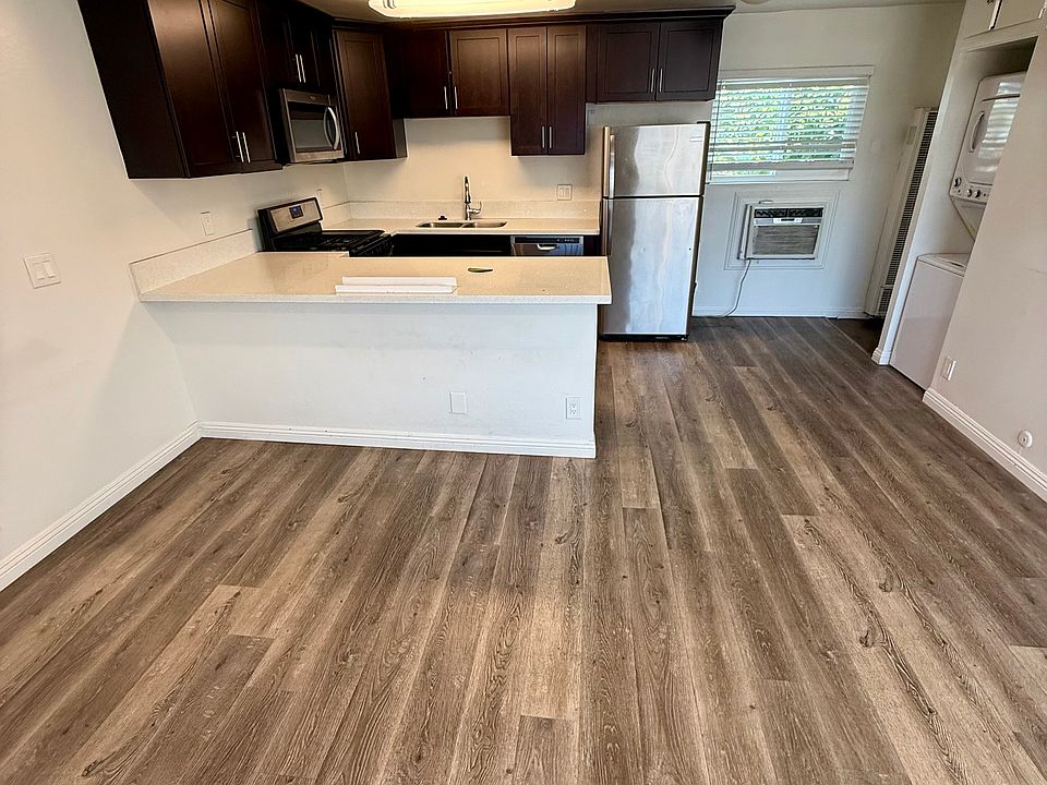 Dining Room/Kitchen