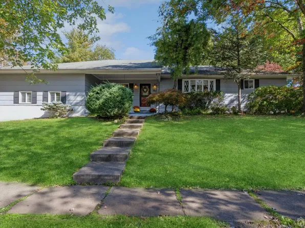 1 Desmet Ave, Milltown, NJ 08850
