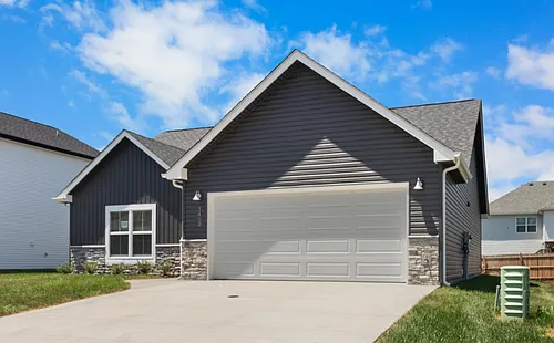 1402 Dan Brown Dr Photo 1