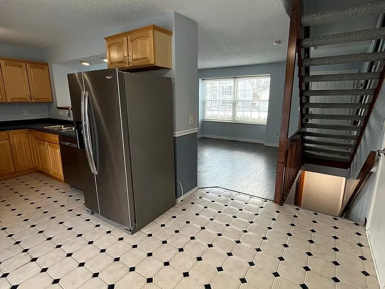 2934 Badger Dr — Photo 9