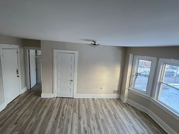 5th image of 541-543 Grafton Ave #541-1/2