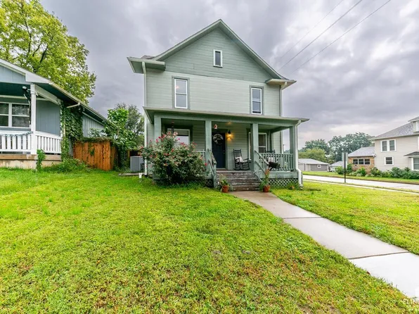 400 Spruce St, Wamego, KS 66547
