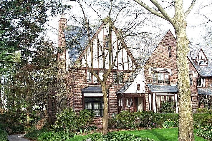 1st image of 57 Somerset Drive S