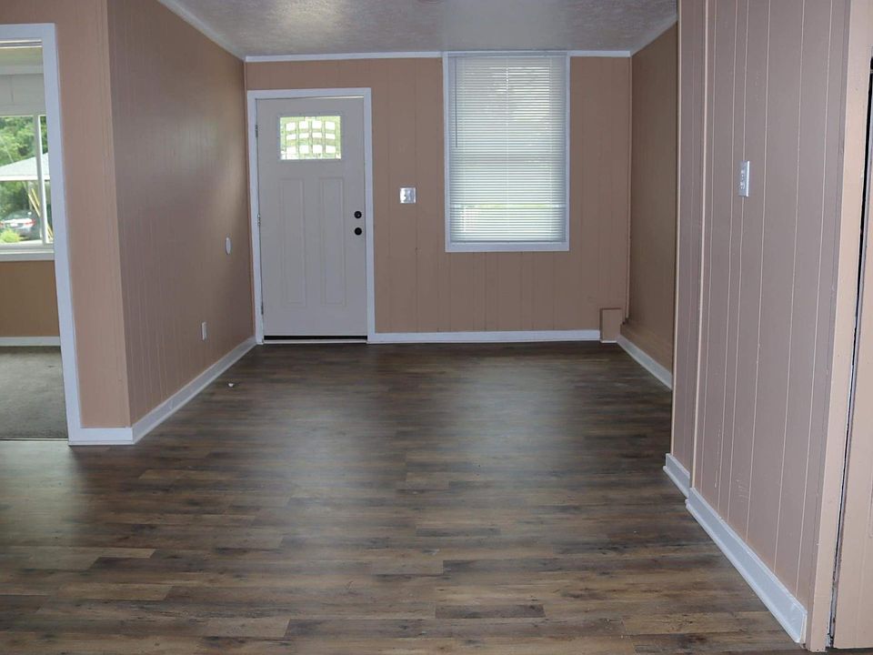 2nd image of 1001 W Orange St #A