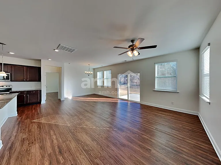 173 Twin River Dr — Photo 6