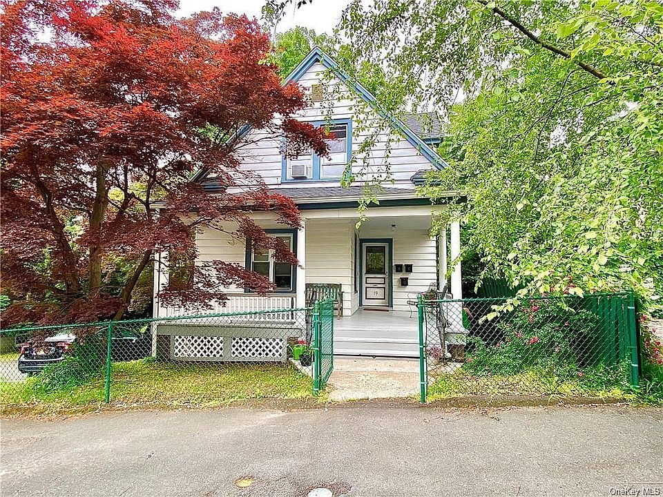 1st image of 19 Hudson Ave #1