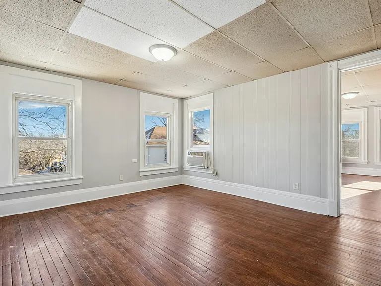 227 Allen St #225-4 — Photo 4