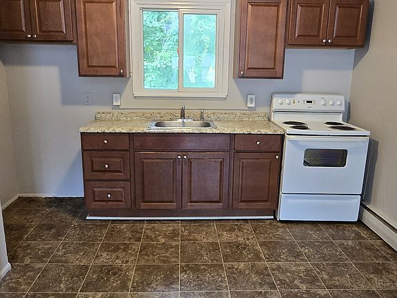 5th image of 40 Haviland Rd APT C2