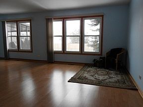 4th image of 52 W Stevenson Dr