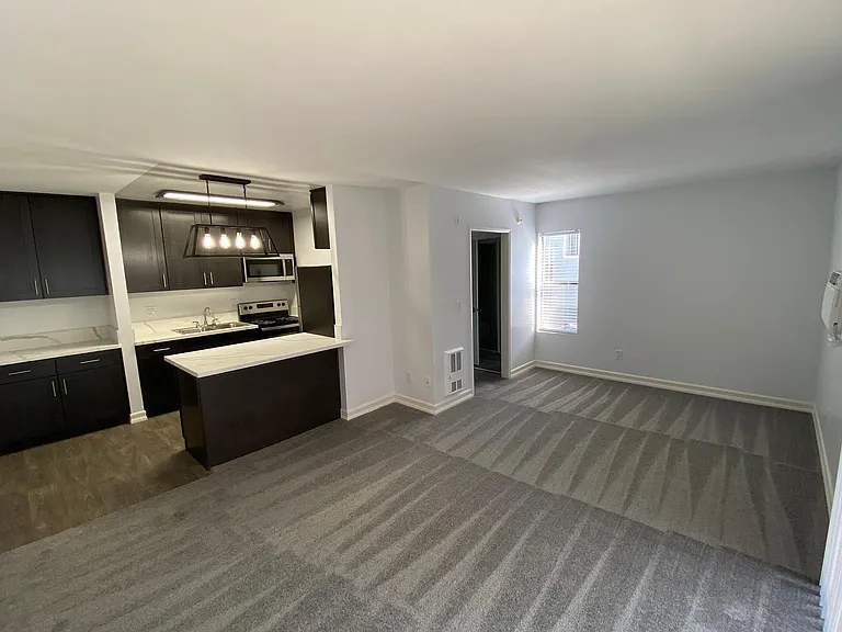Maya Linda Apartments — Photo 24