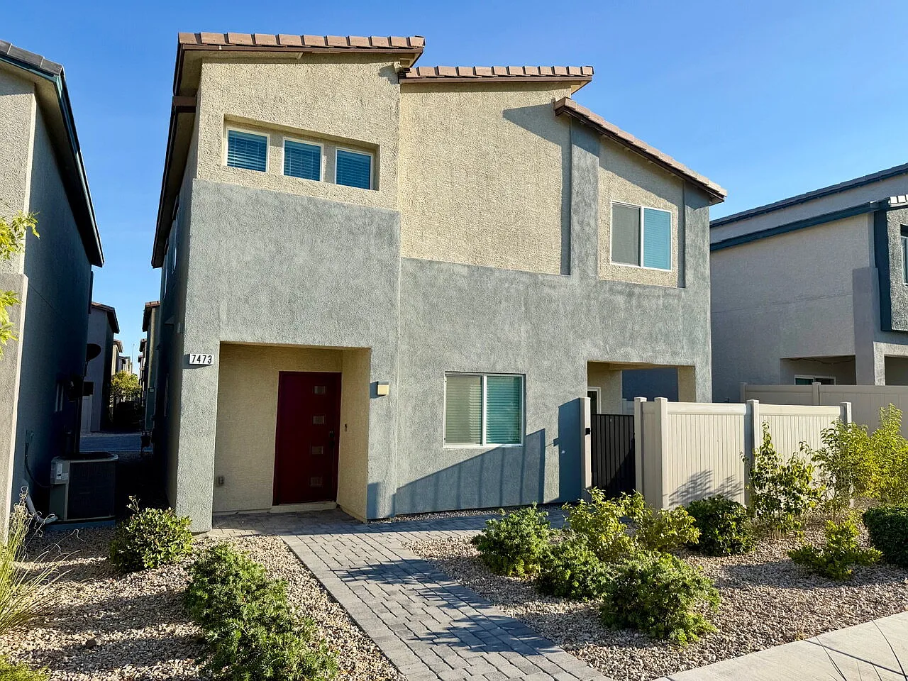 4 bed, 3.0 bath, 2459 sqft, $2,495 — Photo 2