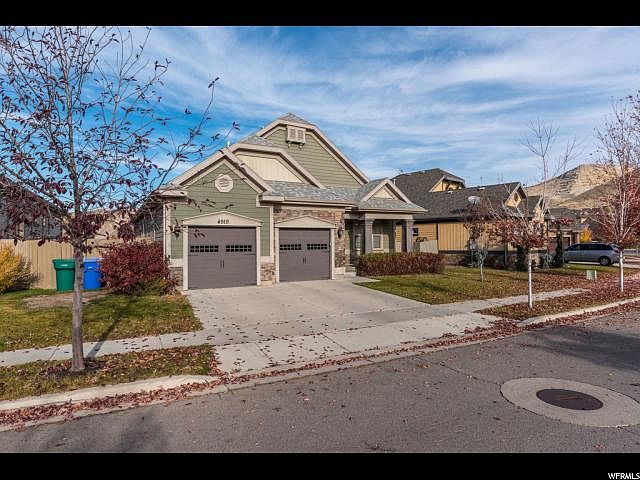 2nd image of 4919 N Shady Bend Ln