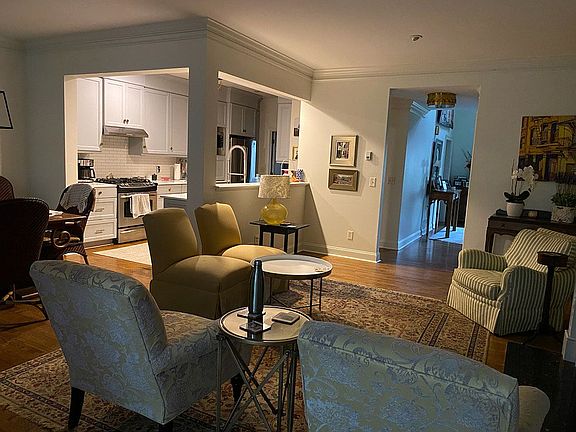 Great room to Kitchen