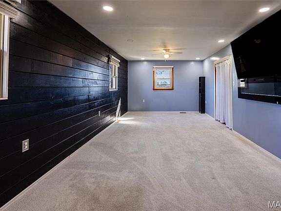 5th image of 5731 W 408th Rd