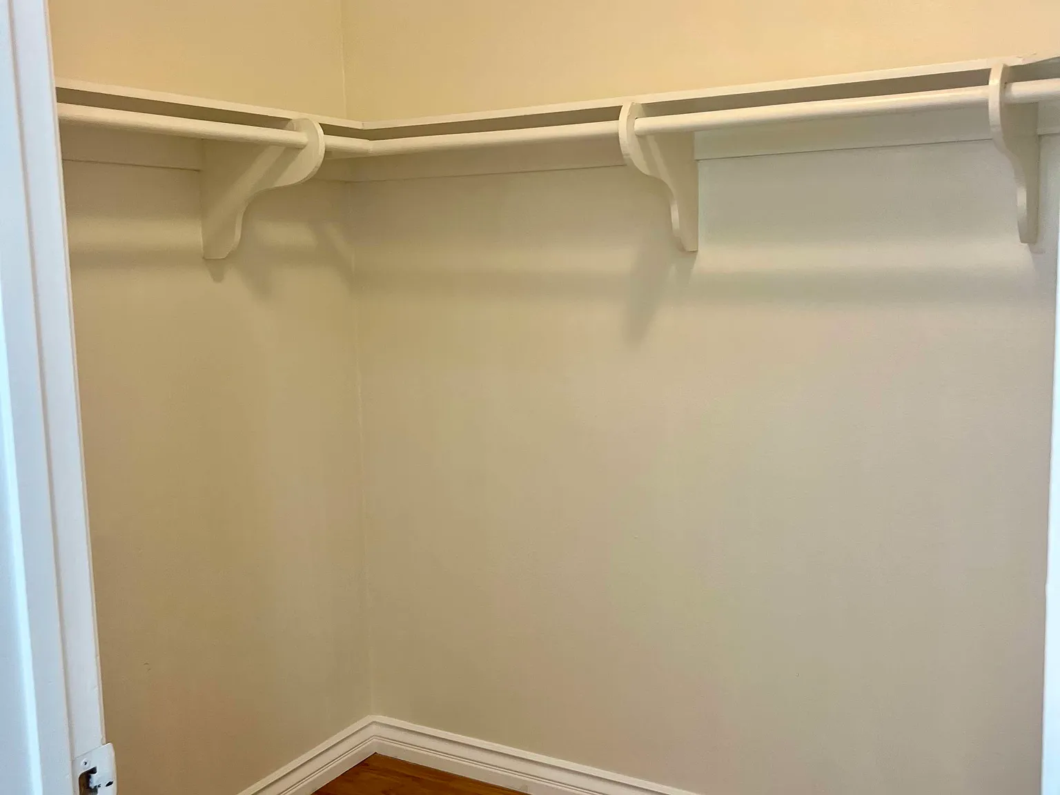 3 bed, 1270 sqft, $1,600 — Photo 4