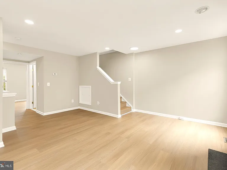 4284 Wheeled Caisson Sq — Photo 21