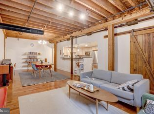 205 Cuthbert St #304, Philadelphia, PA 19106