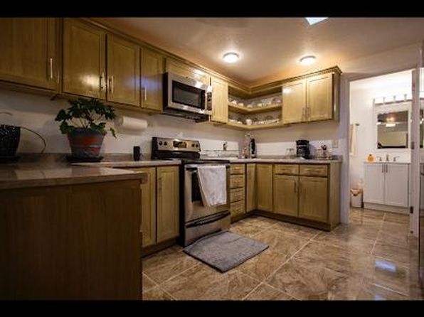 900 Winter Dr #1