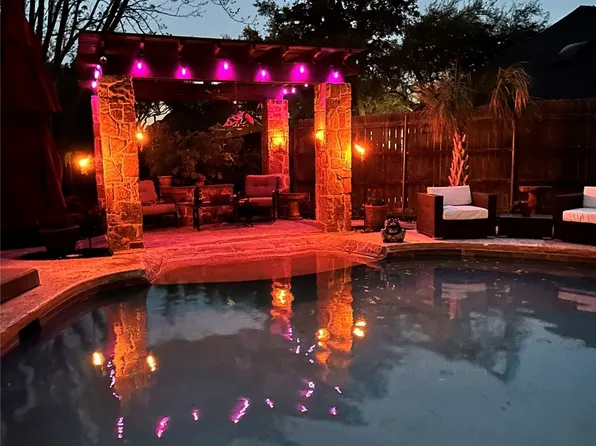 5009 Ridge View Ct, North Richland Hills, TX 76180