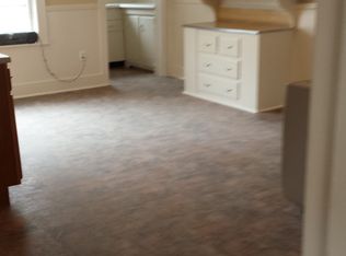 74 Constitution St, Bristol, RI 02809