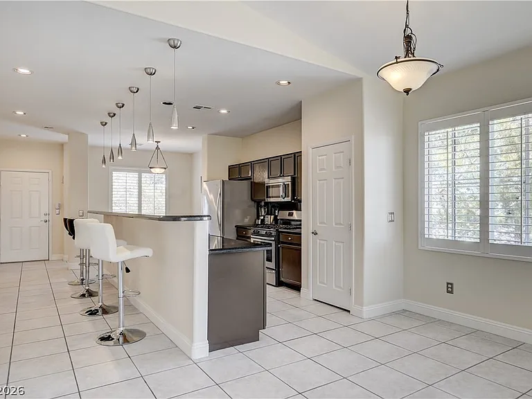804 Peachy Canyon Cir #201 — Photo 5