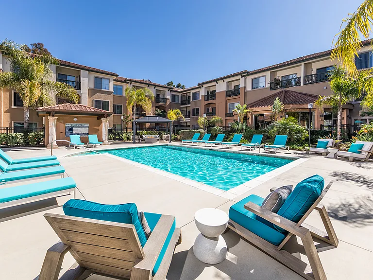 Overture Rancho Santa Margarita 55+ Apartment Homes — Photo 25