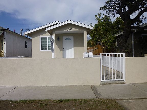 3rd image of 1205 E Mauretania St
