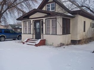 305 3rd St S, Fairmount, ND 58030